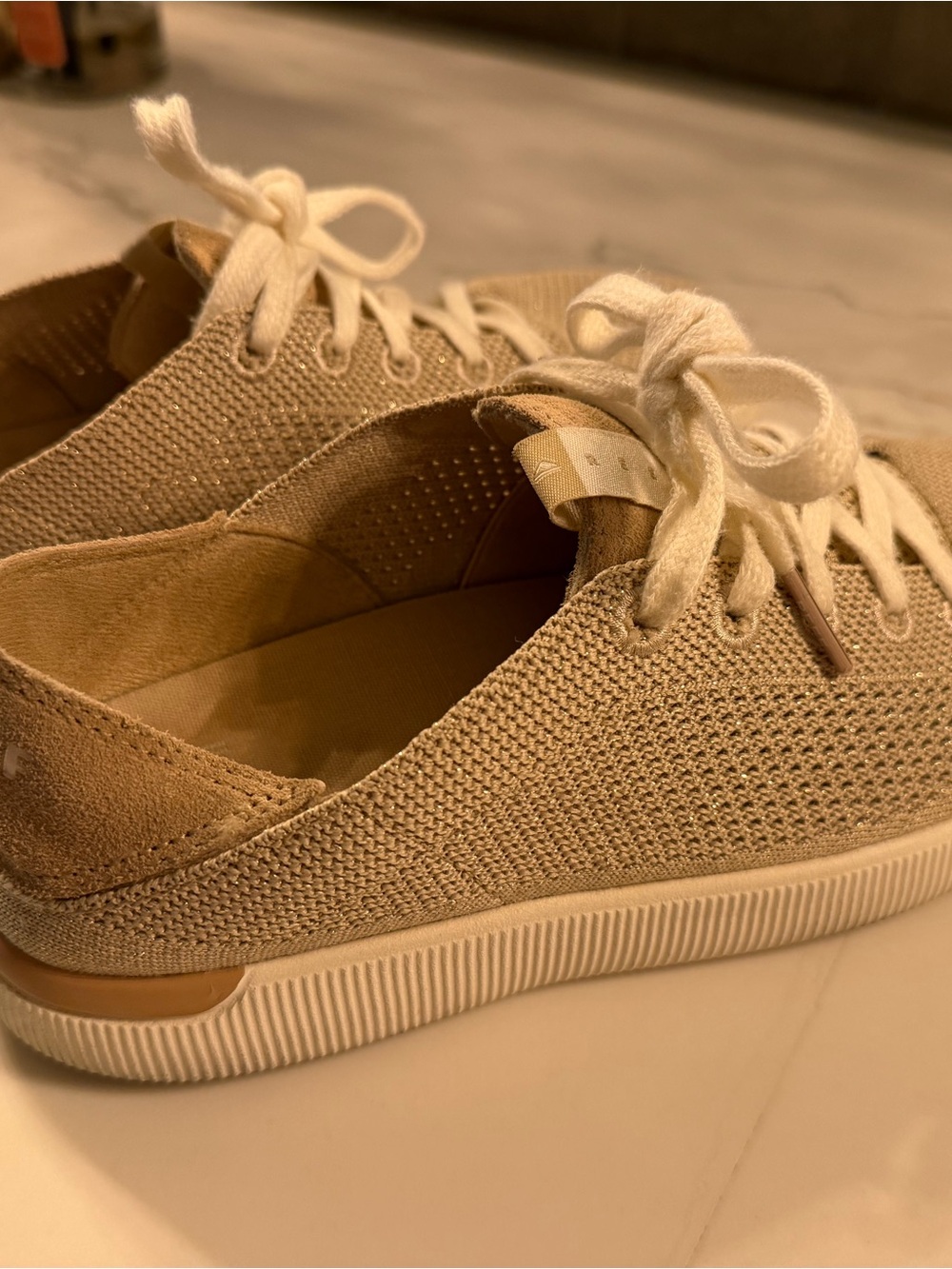 Reef Neptune Tan/gold accents Slip-On Sneakers, size 7.5 W